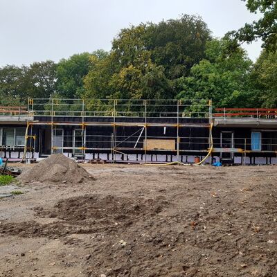 20211005_Blick auf Wirtschaftsgeb&auml;ude
