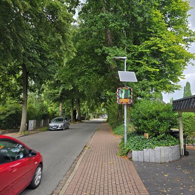 Die Geschwindigkeitsmesstafeln sind ab sofort in Bargteheide im Einsatz und sorgen f&uuml;r mehr Sicherheit im Stra&szlig;enverkehr. 